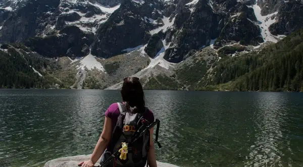 Widok na Morskie Oko, Czarny Staw. Czas przejścia przez góry.
