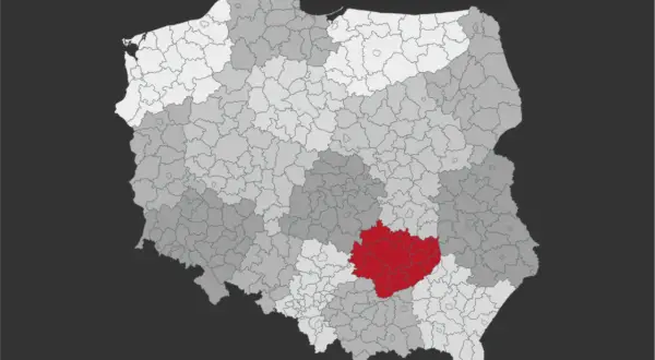Mapa Polski z zaznaczonym na czerwono obszarem. Tu właśnie leżą Góry Świętokrzyskie, serce Polski.
